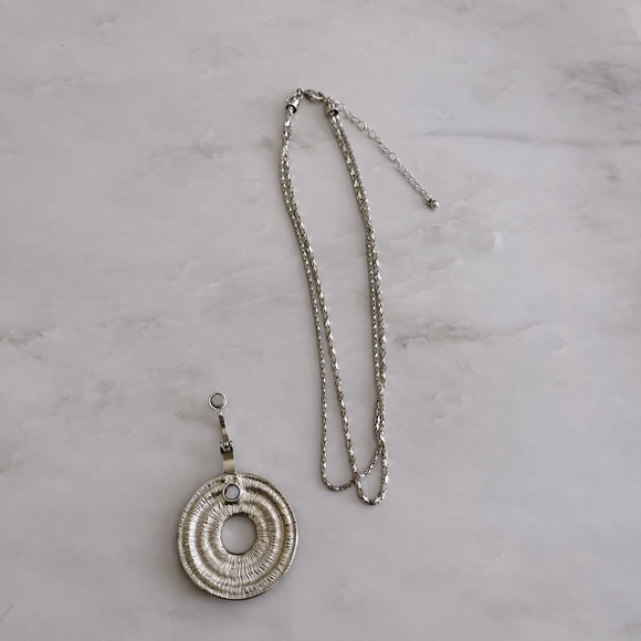 🎉SALE🎉Premier Designs Necklace and Pendant - Picture 6 of 8